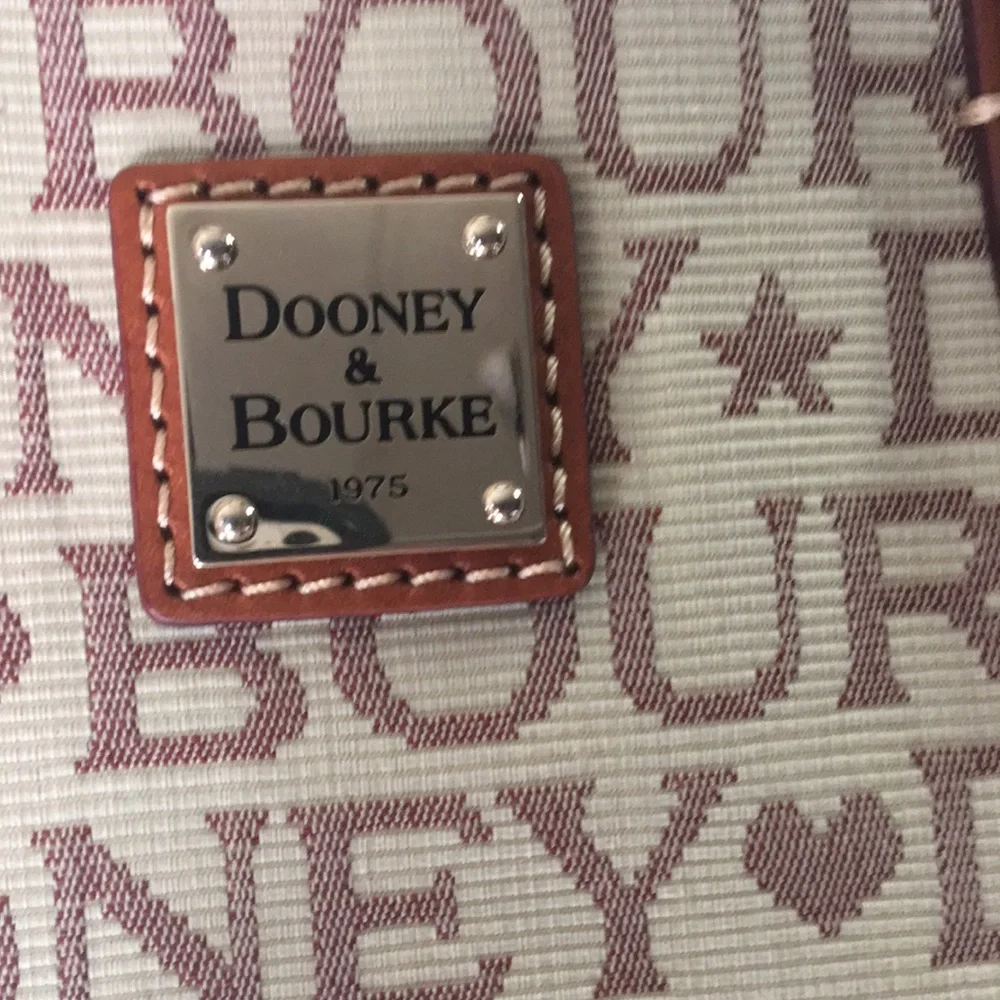 VINTAGE Dooney & Bourke “Hearts and Stars” Jacquard Satchel Handbag NWOT⭐️